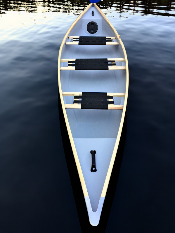 Unser Kanadier DL 2 plus mit 3 Sitzen Kanu DL2 deluxe mit 3 Sitzen von oben